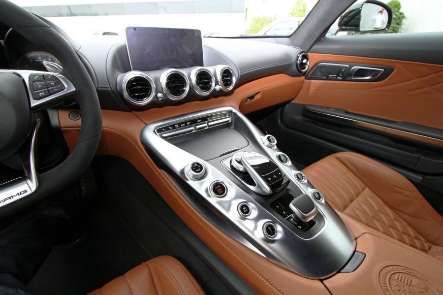  Mercedes-AMG GT in Black 2014 года  (фото 6 из 7)